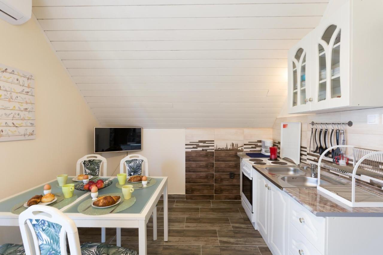 Holiday House Шиофок Экстерьер фото