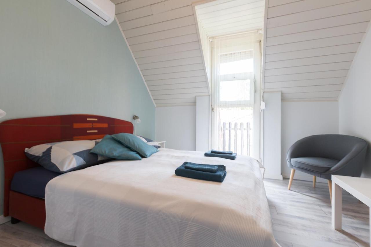 Holiday House Шиофок Экстерьер фото